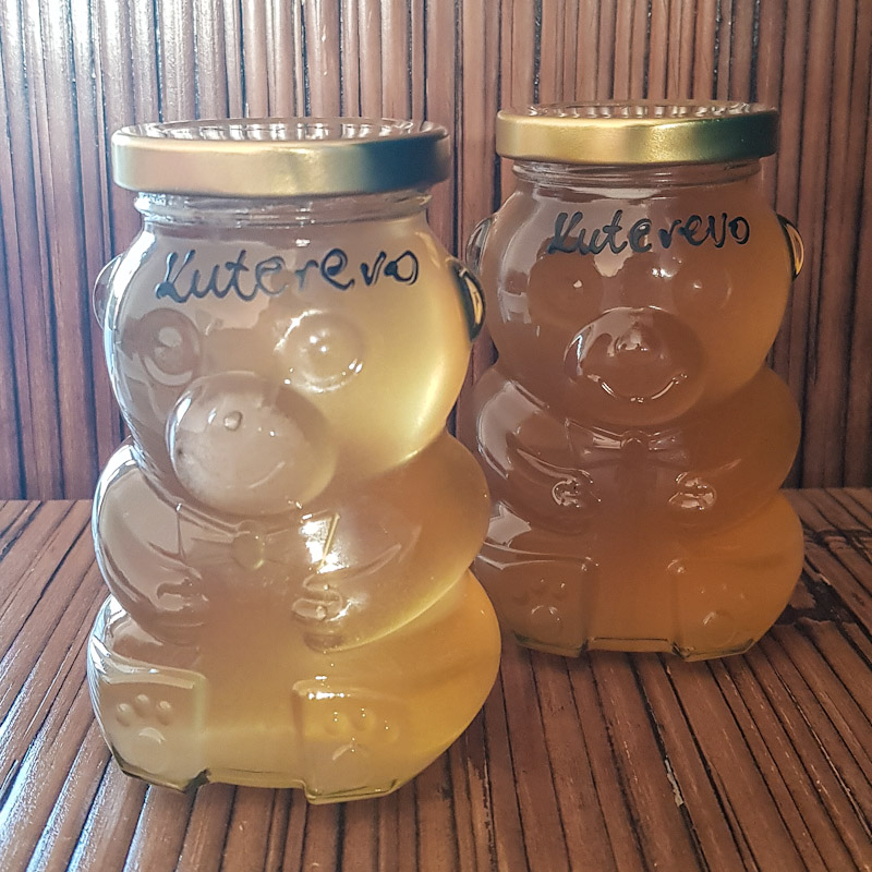 Miele locale venduto a Kuterevo