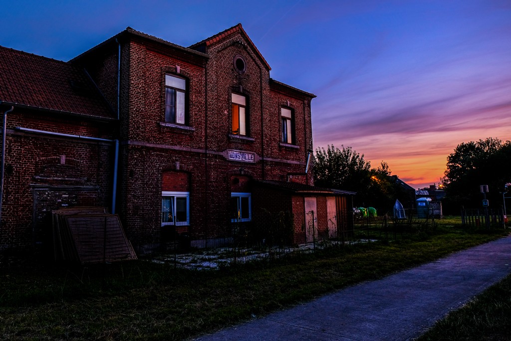 Un'antica stazione della ferrovia del carbone sul RAVEL