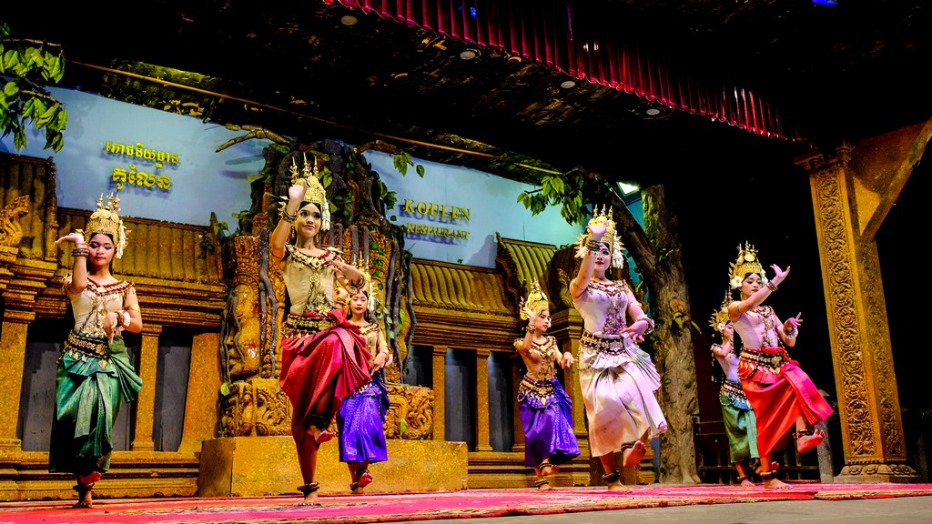 spettacolo di ballerina apsara cambogia