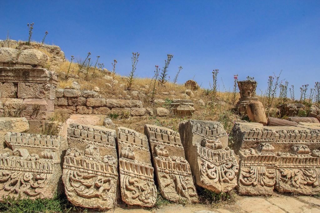 Guida alla visita di Jerash facciate intarsiate