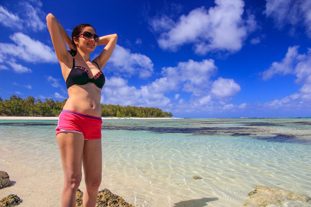 ragazza in spiaggia