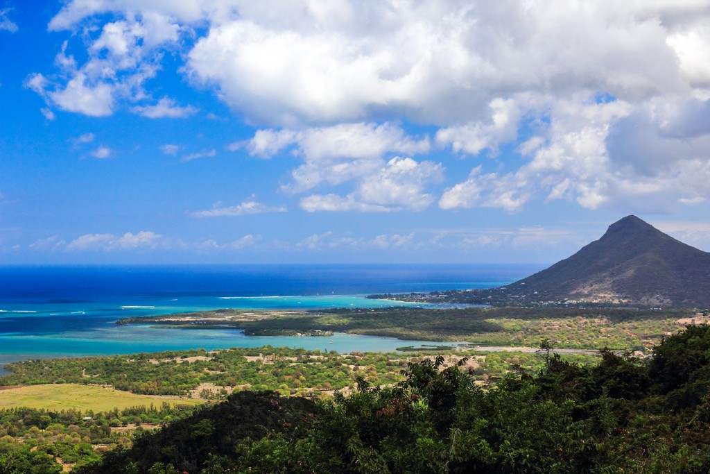 vista panoramica della costa