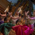 spettacolo di ballerine apsara cambogia