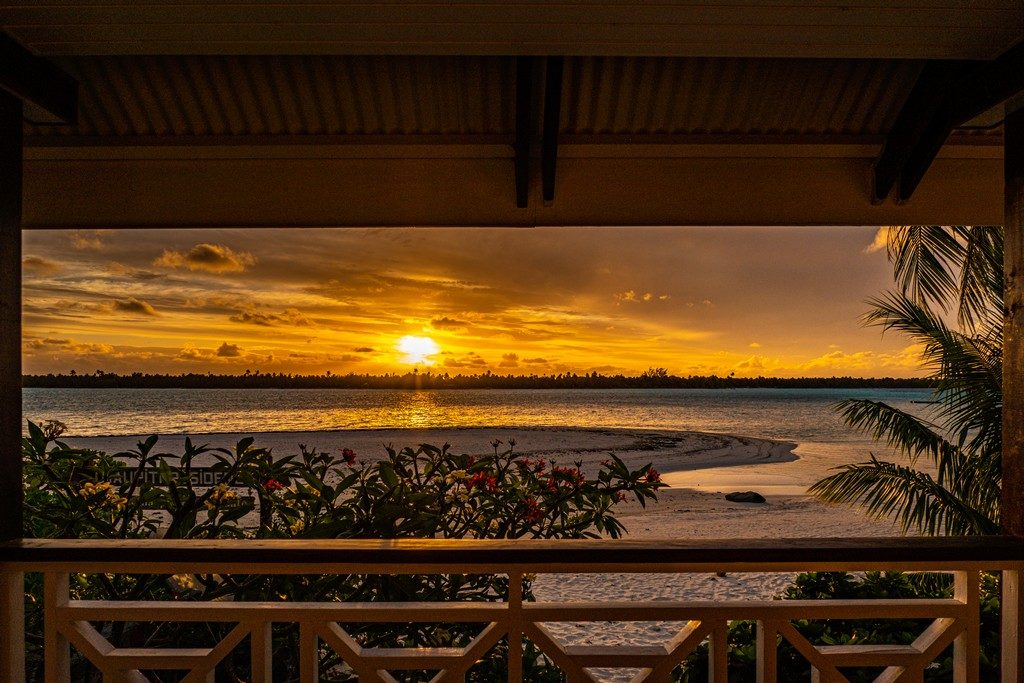 Itinerario in Polinesia Francese fai da te tramonto sul mare