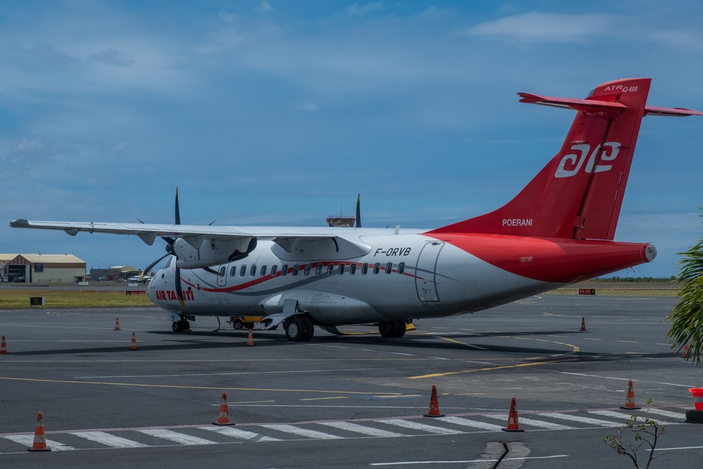 aereo a elica visto da dietro