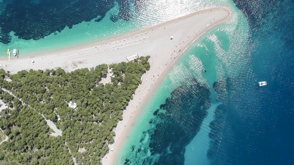 Cosa vedere a Brac: lingua di sabbia protesa verso il mare