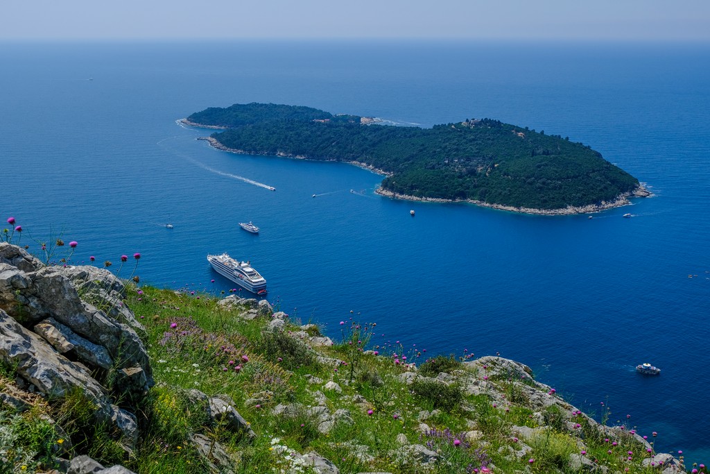 L'isola di Lokrum vista dall'alto del Monte Srd