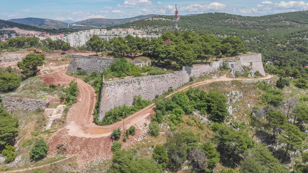 Vista aerea della Fortezza a giugno 2019