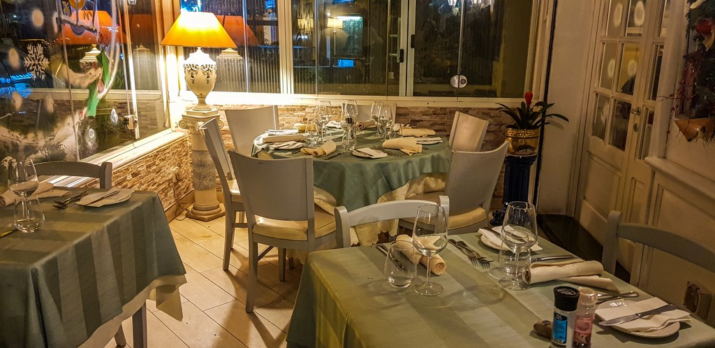 Dove mangiare pesce fresco a Marsaskala interno ristorante