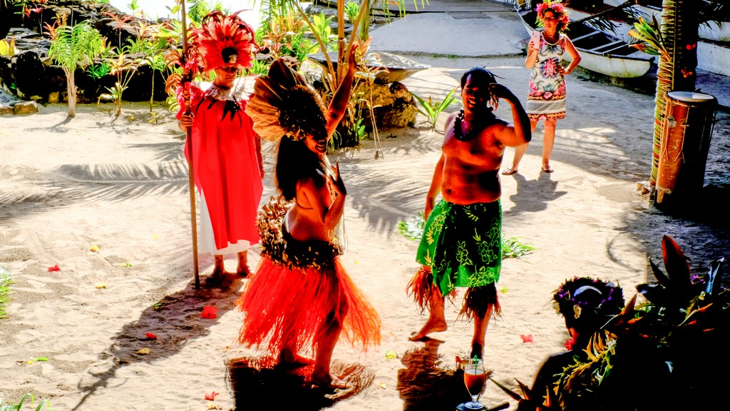 cultura polinesiana al Tiki Village matrimonio tradizionale