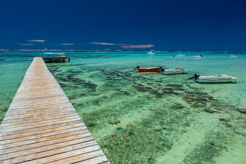 itinerario in Polinesia Francese in 3 settimane pontile sul mare