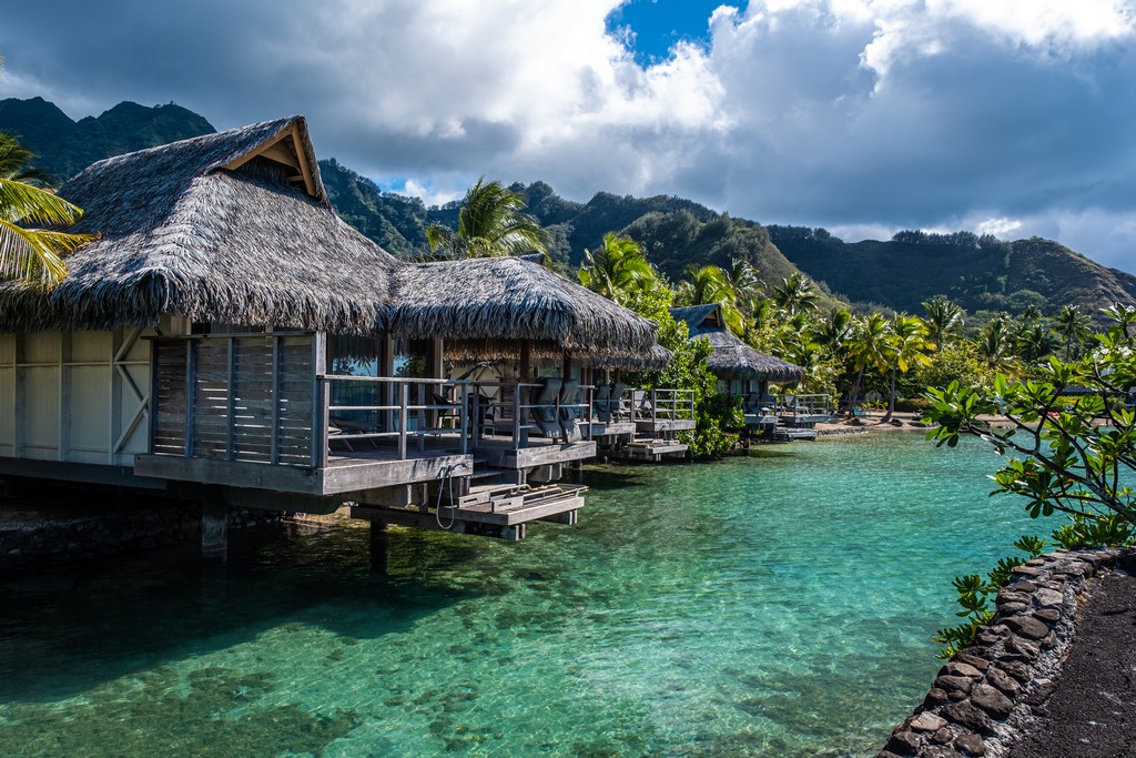 guida a Moorea bungalow sull'acqua