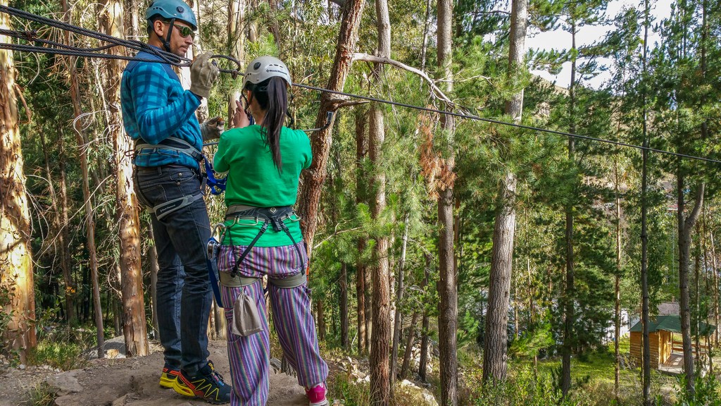 zip line fra gli alberi