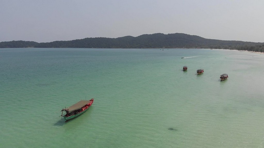 Guida a Koh Rong Samloem barche in mare