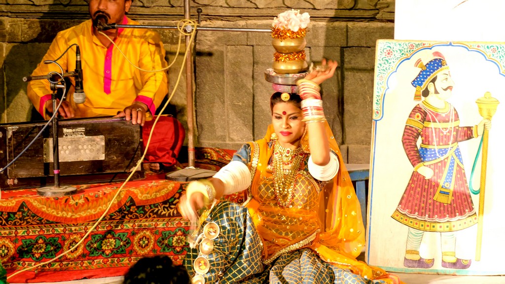 Danze tradizionali del Rajasthan ballerina del Rajasthan