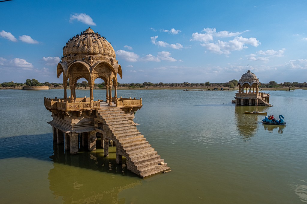 templi sul lago