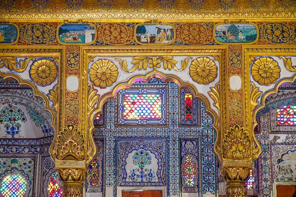 5 cose da fare a Jodhpur arcate dorate di un palazzo