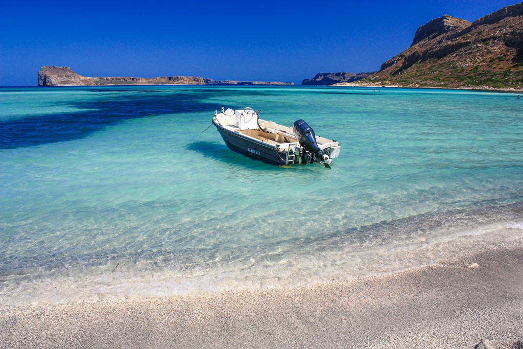 barca in spiaggia