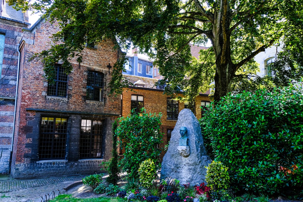 interno del jardin mayeur