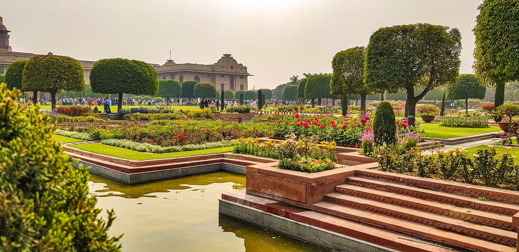 Visitare i Mughal Gardens giardino rettangolare