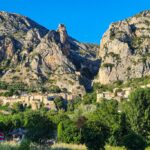 un villaggcosa vedere a Moustiers-Sainte-Marie