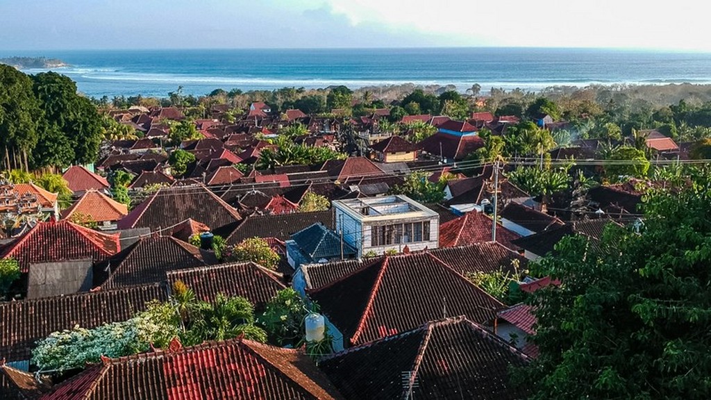 Guida a Nusa Lembongan vista aerea della costa