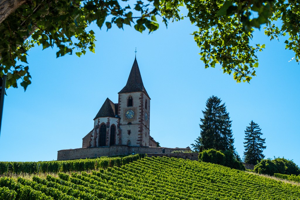 villaggi più instagrammabili d’Alsazia chiesa fortificata