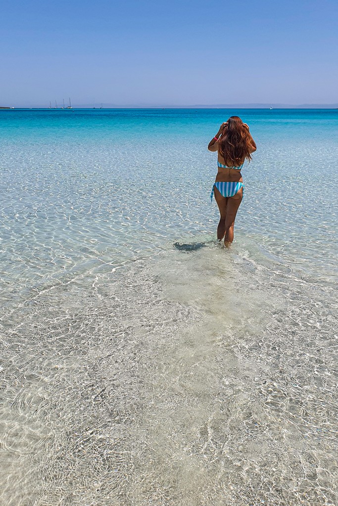 ragazza in acqua