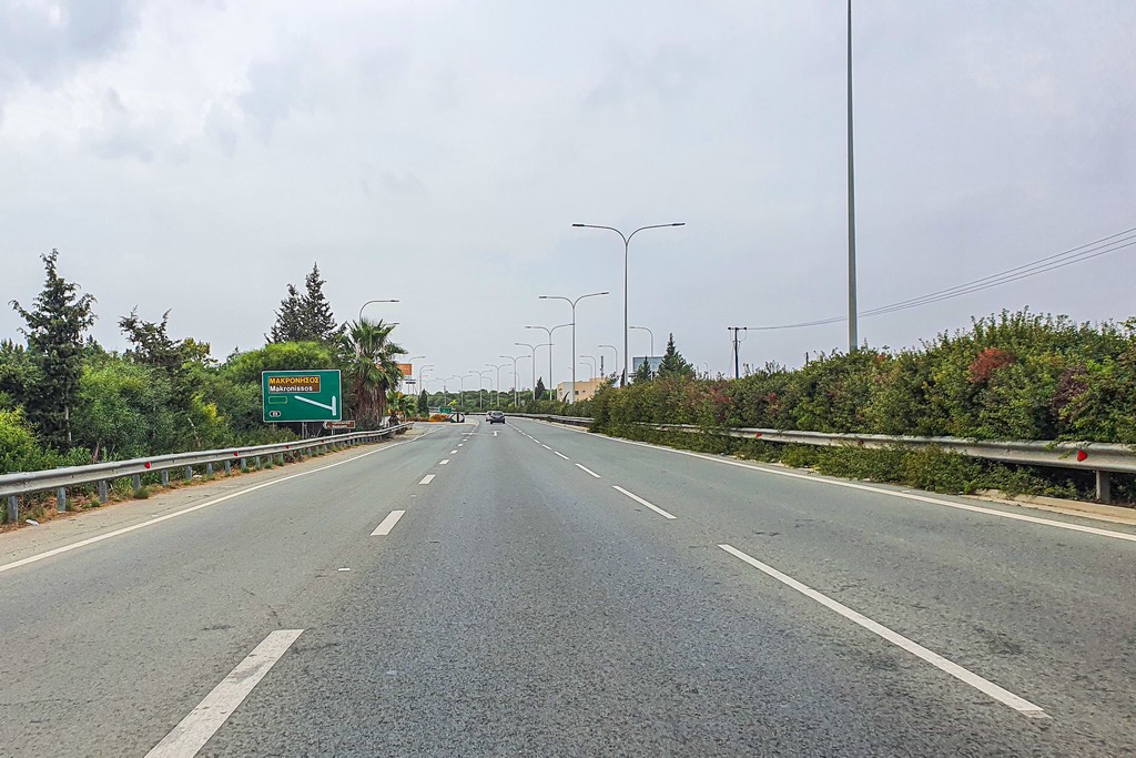 autostrada a tripla corsia