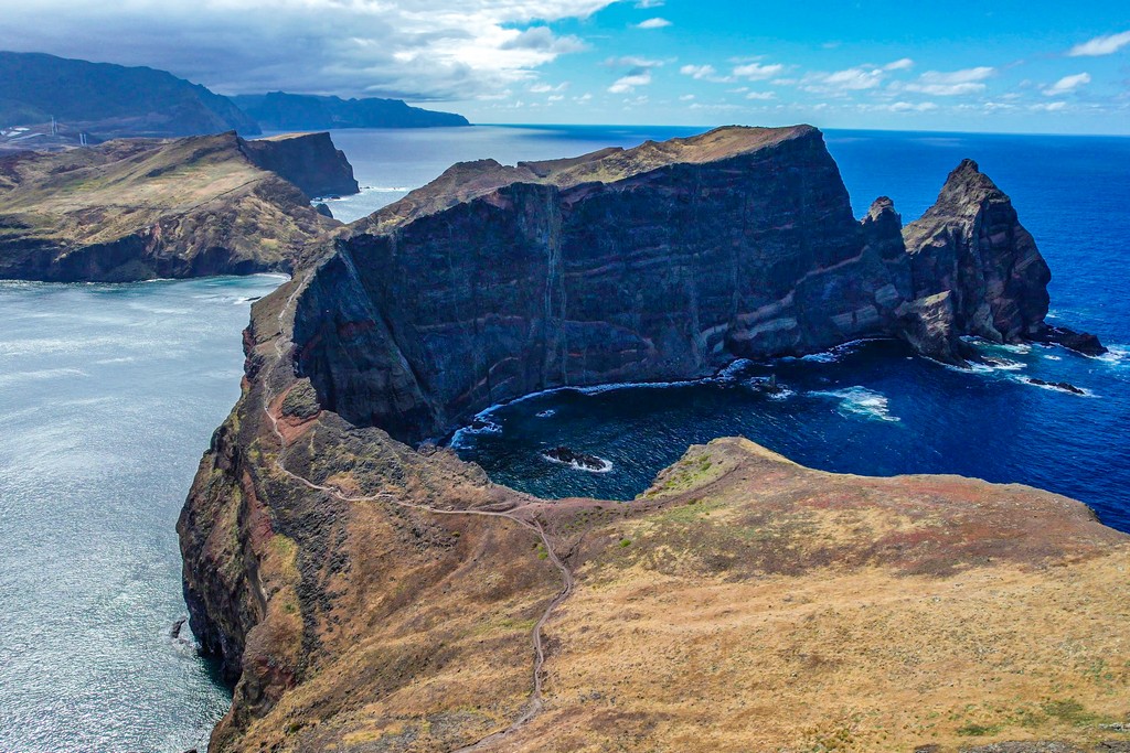 luoghi più instagrammabili di Madeira panorama sul mare con scogliere