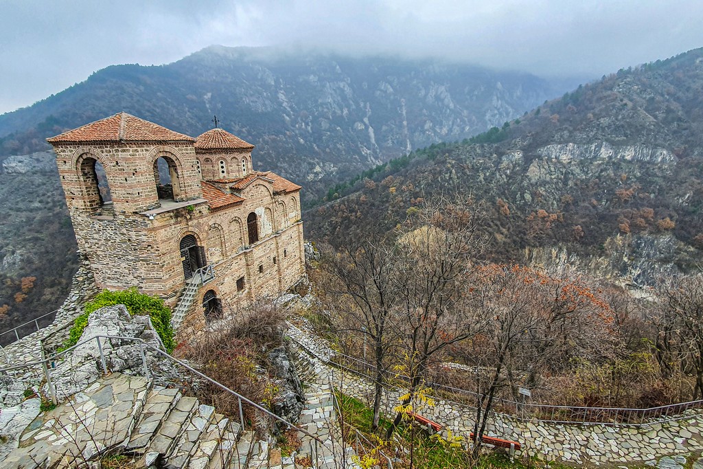 Una settimana in Bulgaria 5 luoghi insoliti da vedere in bulgaria fortezza