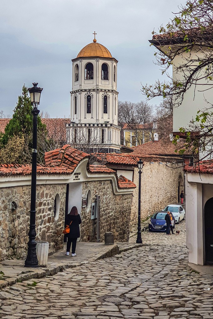 Cosa vedere a Plovdiv in un giorno campanile chiesa