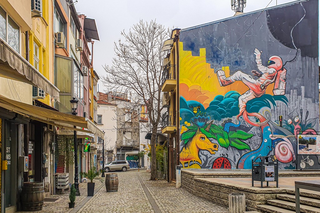 Cosa vedere a Plovdiv in un giorno quartiere com murales