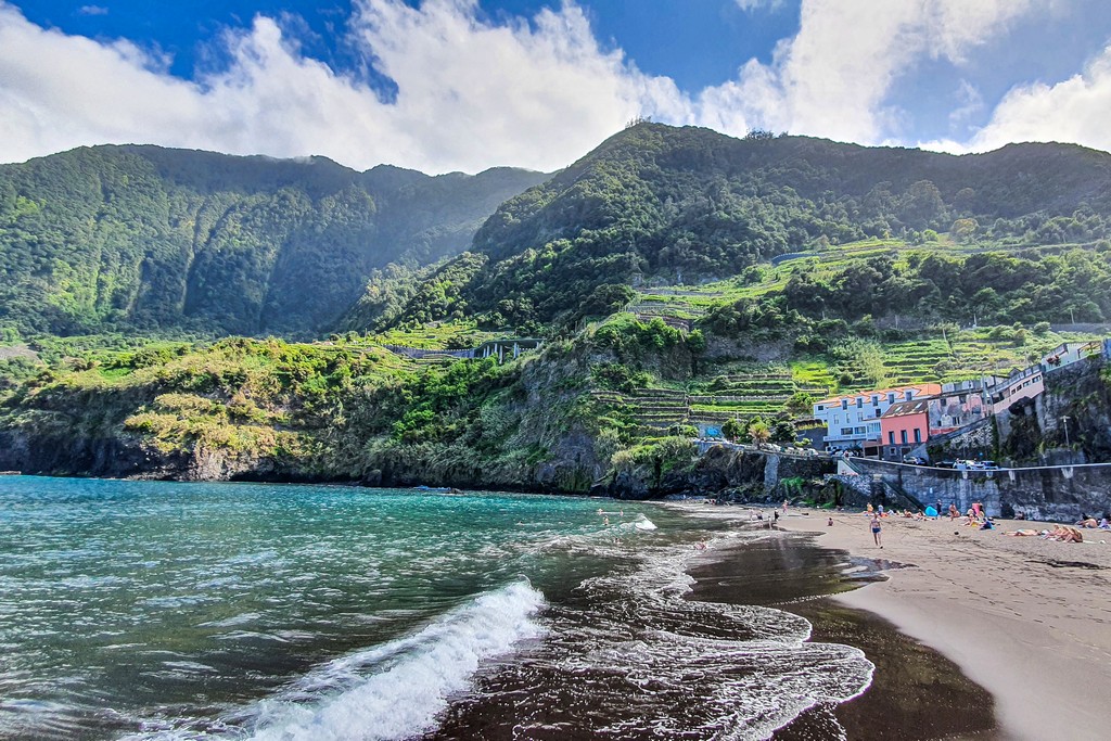 Le migliori spiagge di Madeira spiaggia sabbia nera