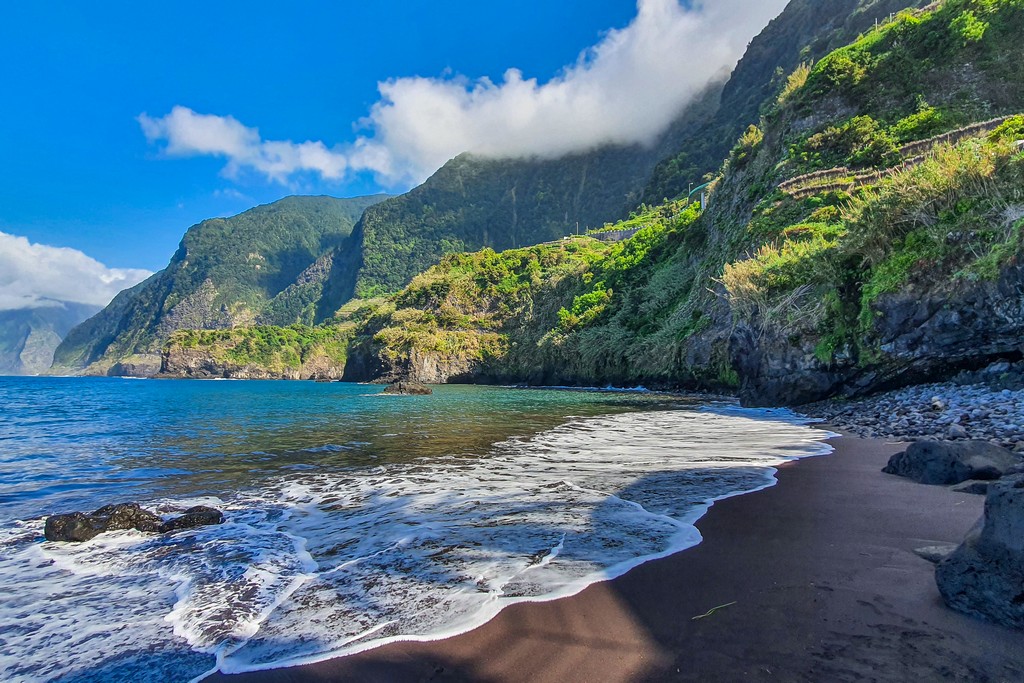 Le migliori spiagge di Madeira + bonus