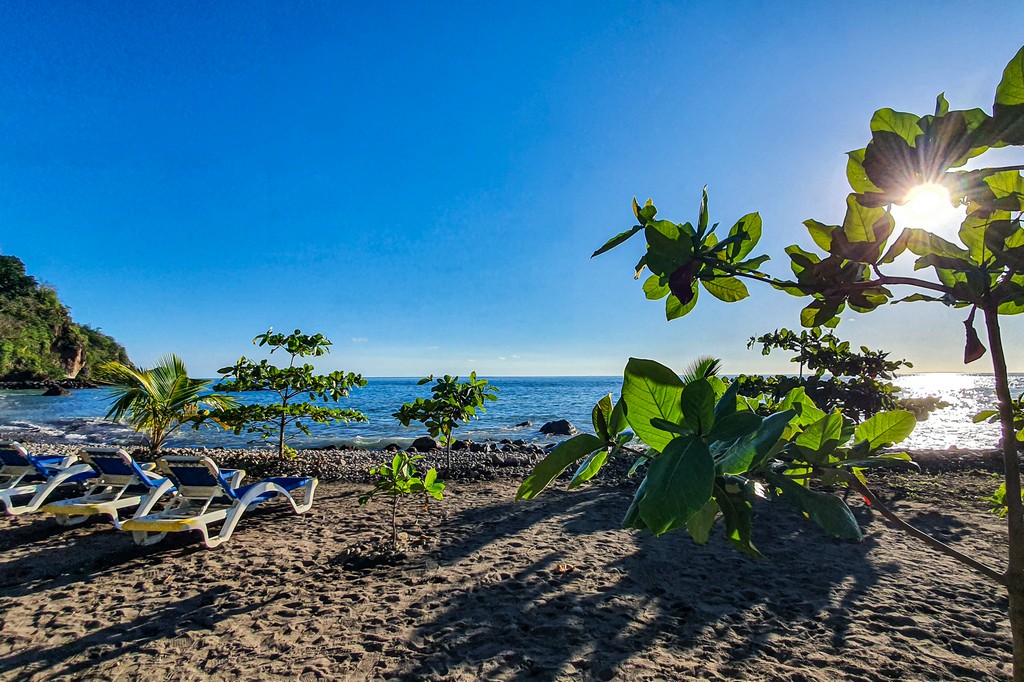 spiaggia con sole