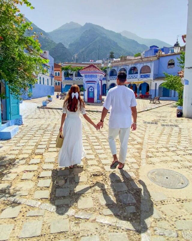 I luoghi più IGmabili di Chefchaouen: Place el Haouta⁣
⁣
Questa piccola piazza, così tranquilla e silenziosa, può essere un ottimo set per le foto, grazie anche alla bellissima fontana al centro della piazza: place el Haouta.⁣
 ⁣
⁣
⁣
📸 @thebluepearlchefchaouen_
⁣
⁣
⁣
⬇️⬇️⬇️⁣
Salva il post per il tuo prossimo viaggio⁣
E se ti è piaciuto condividilo!⁣
⁣
Scopri Chefchaouen sul sito www.viaggidafotografare.it⁣
⬆️⬆️⬆️⁣
 ⁣
⁣
#visitmorocco #viaggidafotografare #viaggiaresempre #natgeotravel #diytravel #travelblogger #travelphotography #morocco #moroccotravel #inmorocco #moroccotours #lovemorocco #moroccotravel #bestshots #bestview #chefchaouen⁣
⁣
@love_chefchaouen @chefchaouen_dream @inmorocco @morocco__explore @coupleblogger @visit_morocco_
⁣