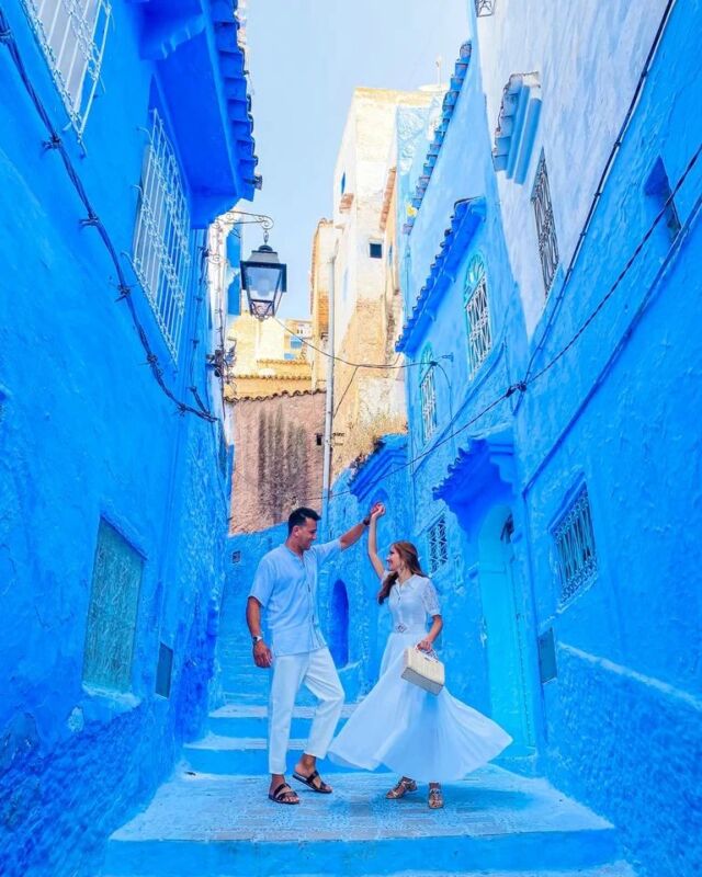 I luoghi più IGmabili di Chefchaouen: vicino a Blue Street⁣
⁣
A poca distanza da Blue Street, troverete anche un vicolo molto fotogenico per il contrasto del minareto bianco sulle case blu, oltre a una bella scalinata.⁣
⁣
⁣
⁣
⁣
📸 @thebluepearlchefchaouen_
⁣
⁣
⁣
⬇️⬇️⬇️⁣
Salva il post per il tuo prossimo viaggio⁣
E se ti è piaciuto condividilo!⁣
⁣
Scopri Chefchaouen sul sito www.viaggidafotografare.it⁣
⬆️⬆️⬆️⁣
 ⁣
⁣
#visitmorocco #viaggidafotografare #viaggiaresempre #natgeotravel #diytravel #travelblogger #travelphotography #morocco #moroccotravel #inmorocco #moroccotours #lovemorocco #moroccotravel #bestshots #bestview #chefchaouen⁣
⁣
@love_chefchaouen @chefchaouen_dream @inmorocco @moroccoexplores @coupleblogger @visit_morocco_
⁣